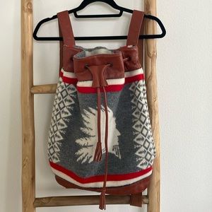 Rare Excellent condition Pendleton wool & leather bucket bag.
